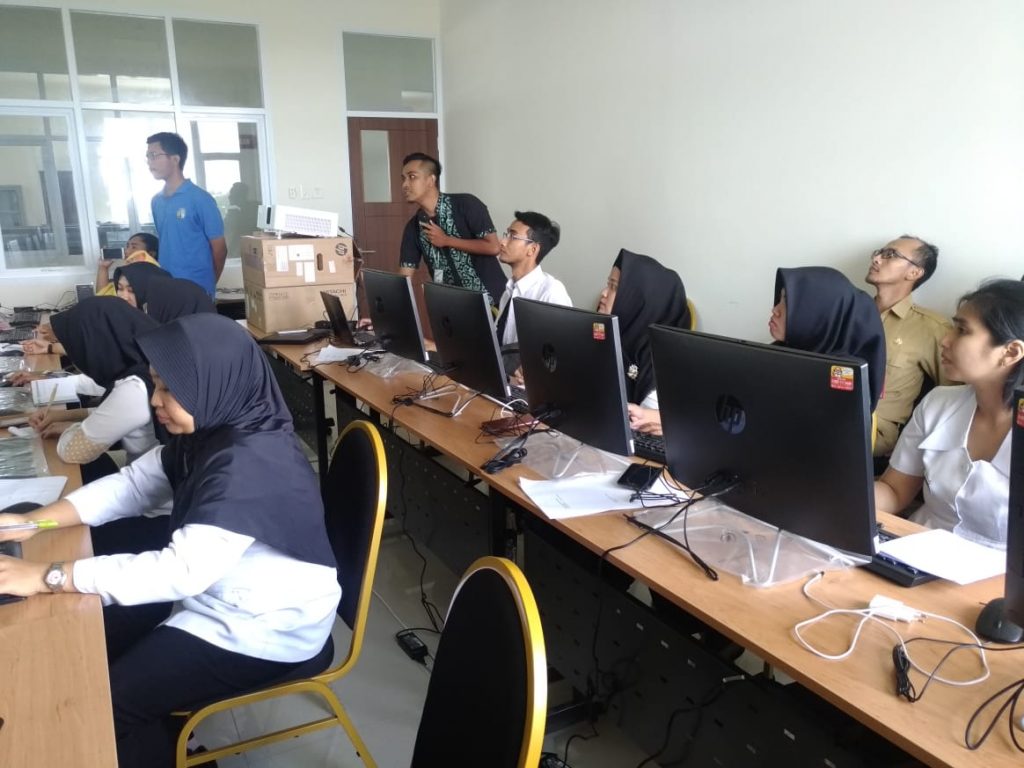 Implementasi SIMRS di RSUD SLG Kediri